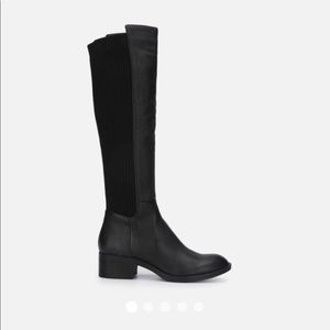 NWOT KENNETH COLE LEVON LEATHER BOOT